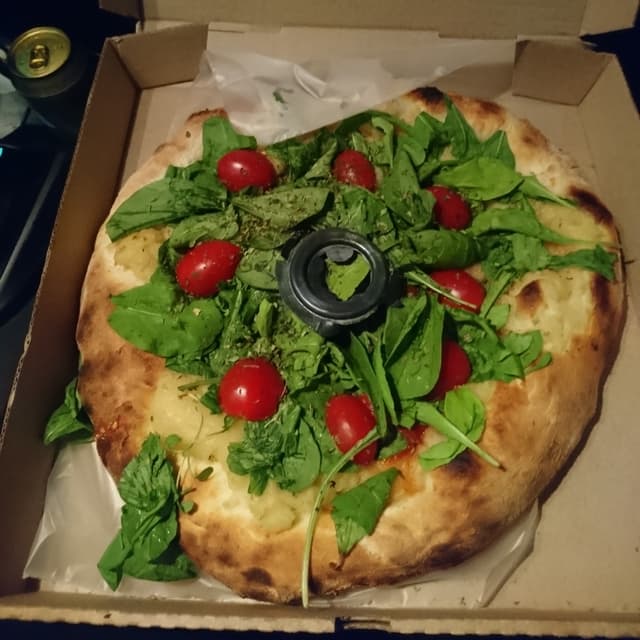 「Pizza De Rucula」の料理の写真