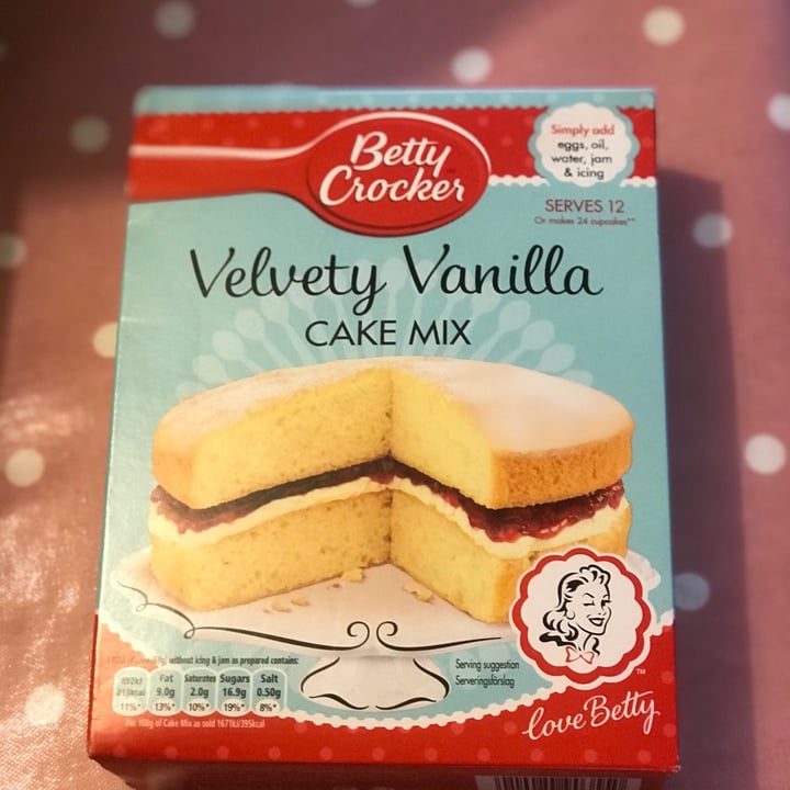 photo of Betty Crocker Victoria sponge shared by @jessicakate on  01 May 2020 - review