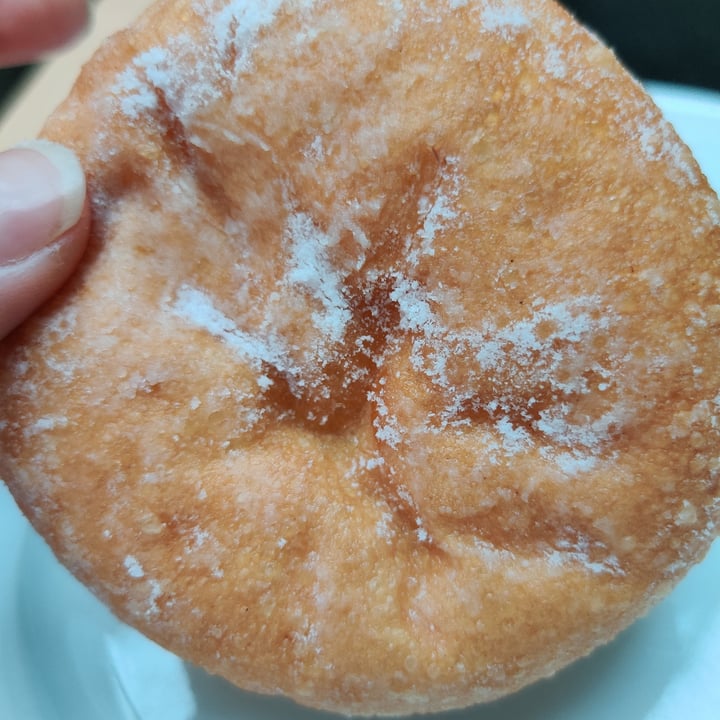 photo of Morrisons Salted caramel doughnuts shared by @cr0vegan on  20 Mar 2021 - review