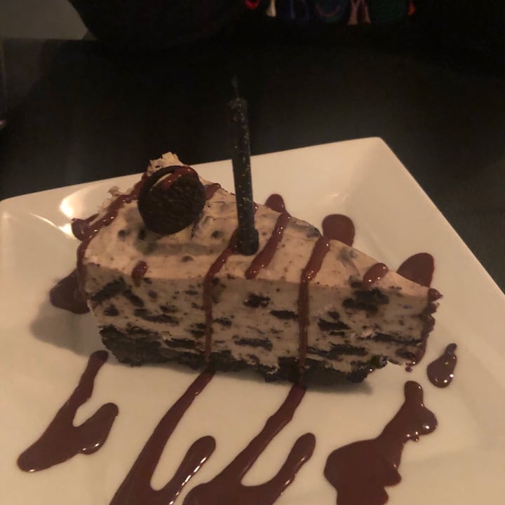 review photo of The Lemon Tree Cookies and Cream Cheesecake shared by @ocaeniez on 22 Oct 2020 - review