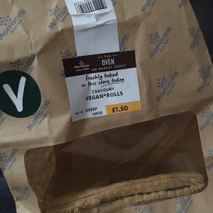 photo of Morrisons Vegan Sausage Roll shared by @londonveganista on  09 Sep 2021 - review