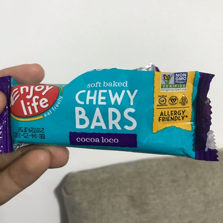 photo of Enjoy Life Chewy Bars Cocoa Loco shared by @memevegan on  30 Apr 2022 - review