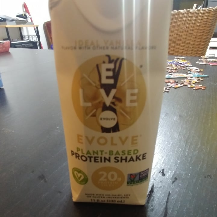 review photo of Evolve Evolve Protein Shake Ideal Vanilla shared by @unsoundunicorn on 10 Mar 2021 - review