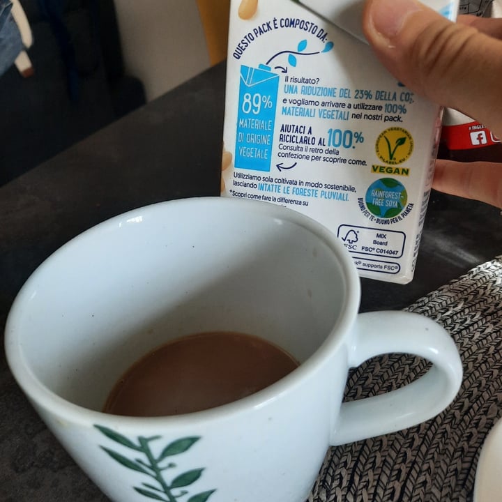 photo of Alpro 100% vegetale soia ricco in proteine shared by @emiott on  19 Jul 2022 - review