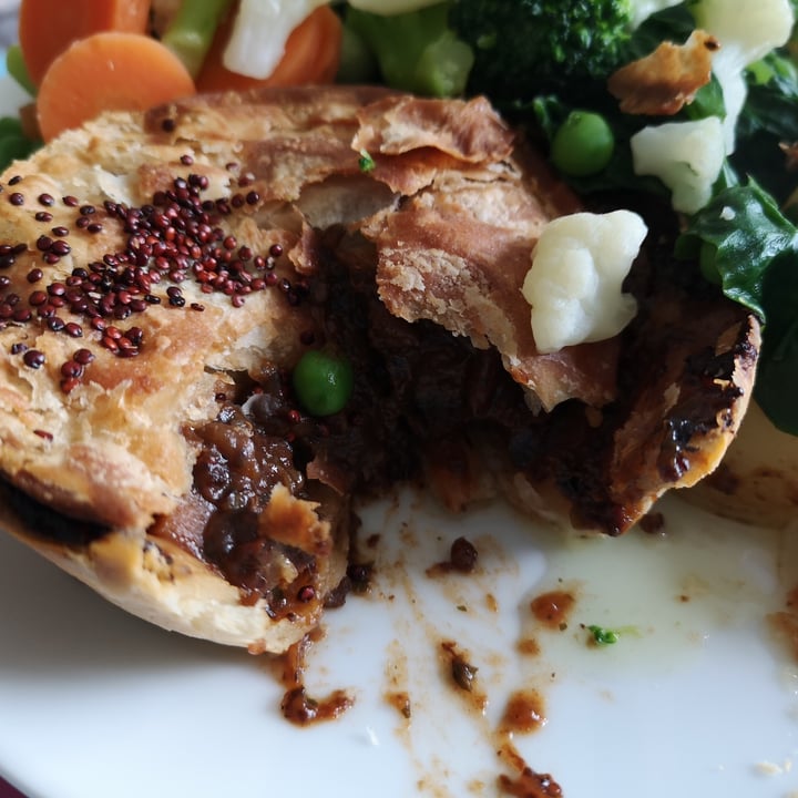 review photo of Pieminister Plant Based Kevin Chestnut Mushroom, Tomato & Quinoa Pie With Baby Onions shared by @andrewrunner on 03 Jul 2021 - review