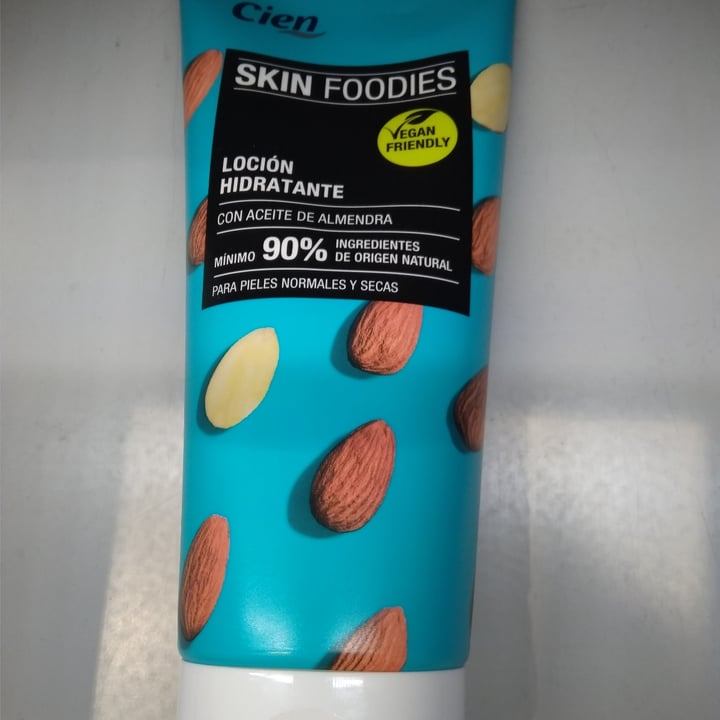 photo of Cien Skin Foodies Loción hidratante shared by @cristinacris on  24 Nov 2021 - review