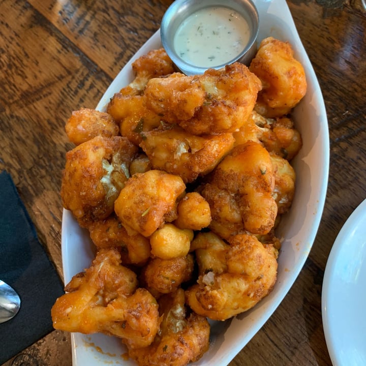 photo of fig + farro Buffalo Cauliflower shared by @stphsmth on  30 Aug 2019 - review
