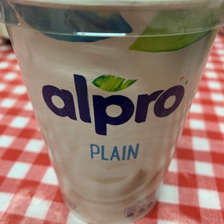 photo of Alpro Natural Con Coco Yogurt shared by @rahaf12317 on  12 Oct 2020 - review