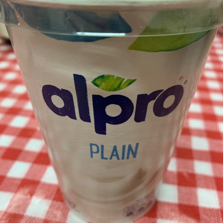 review photo of Alpro Natural Con Coco Yogurt shared by @rahaf12317 on 12 Oct 2020 - review