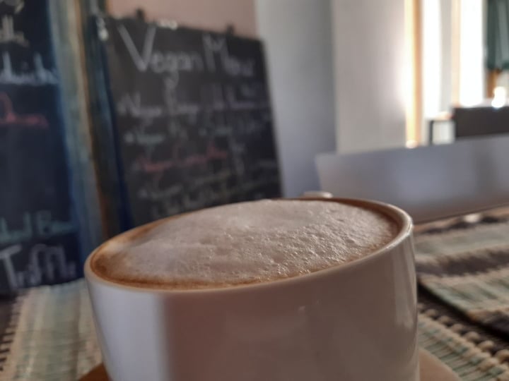 review photo of Post House Cappuccino with Almond Milk shared by @lgrobowski on 08 Mar 2020 - review