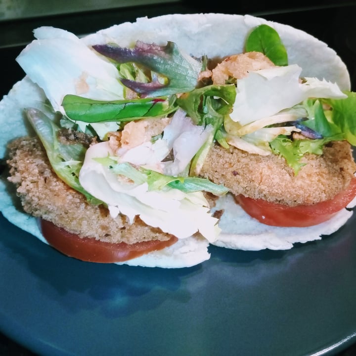 photo of Quorn Vegan Hot & Spicy Burgers shared by @solajem on  27 Jan 2021 - review
