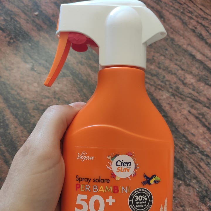 photo of Cien Spray solare 50+ shared by @fedes on  18 Jun 2022 - review