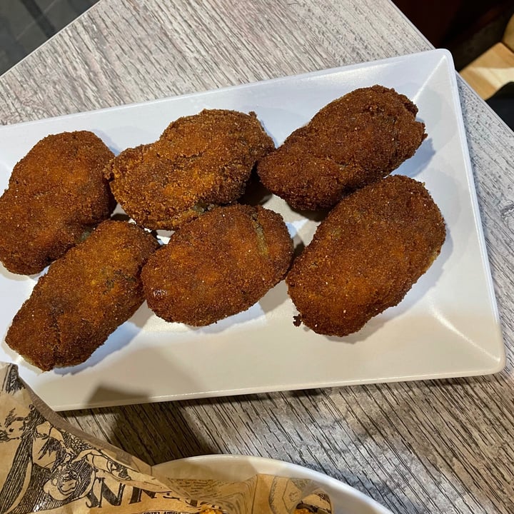 photo of El Perro Gamberro Croquetas shared by @lurkelele on  30 Aug 2021 - review