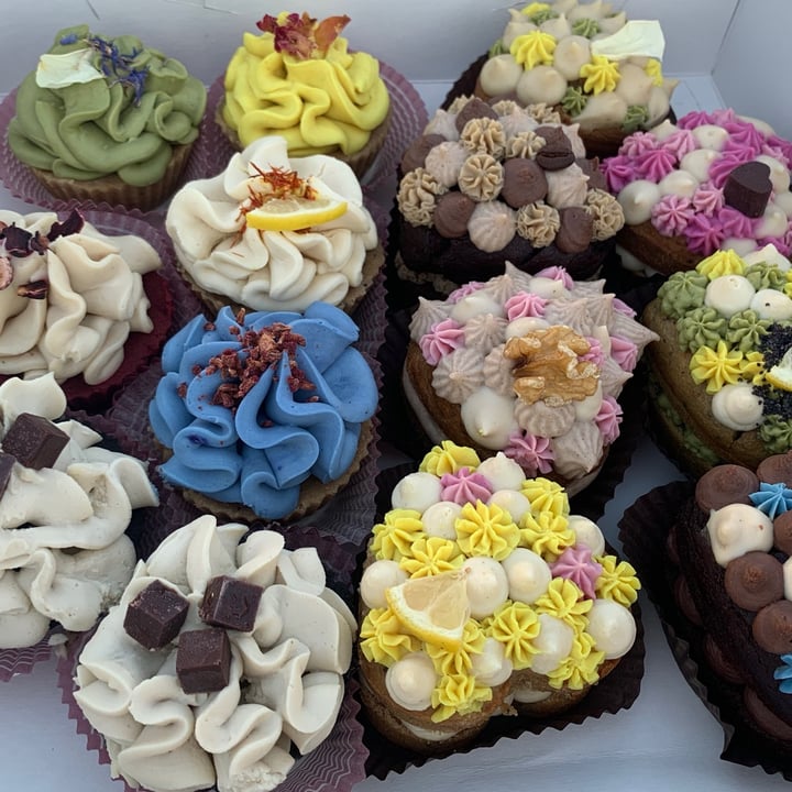photo of Jo's Delights Mix Of Cakes 🧁 shared by @green-sushi-mt on  23 May 2021 - review