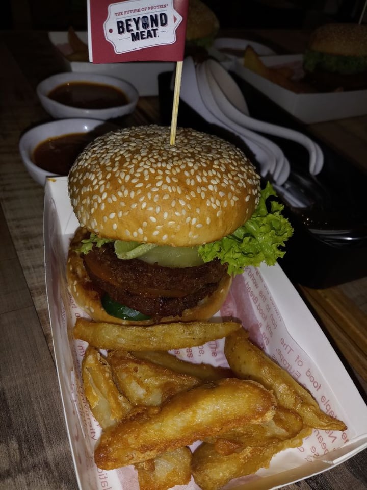 photo of Nature Cafe Spicy Satay Burger (Beyond Burger) shared by @zoebelle2504 on  27 Jun 2019 - review