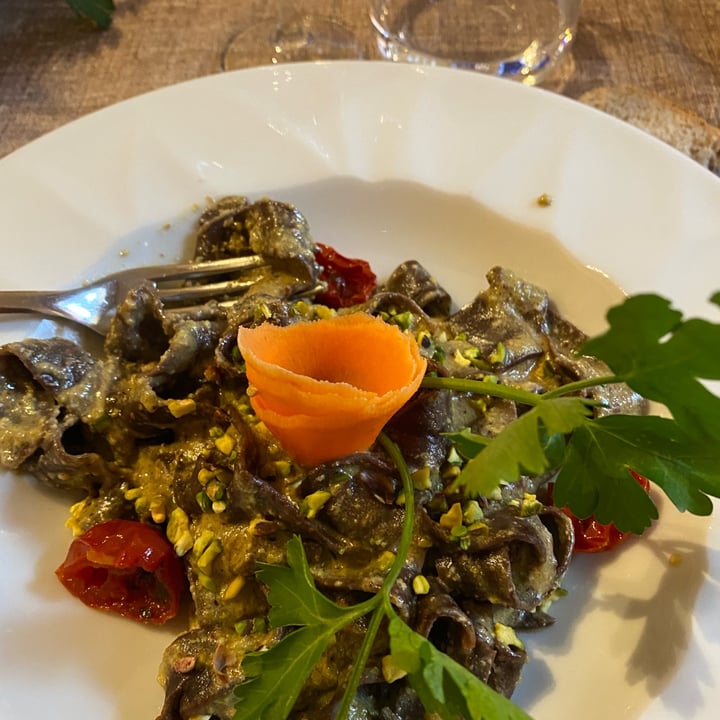 review photo of il Mercante Ravioli vegan shared by @coleo6565 on 17 Apr 2022 - review