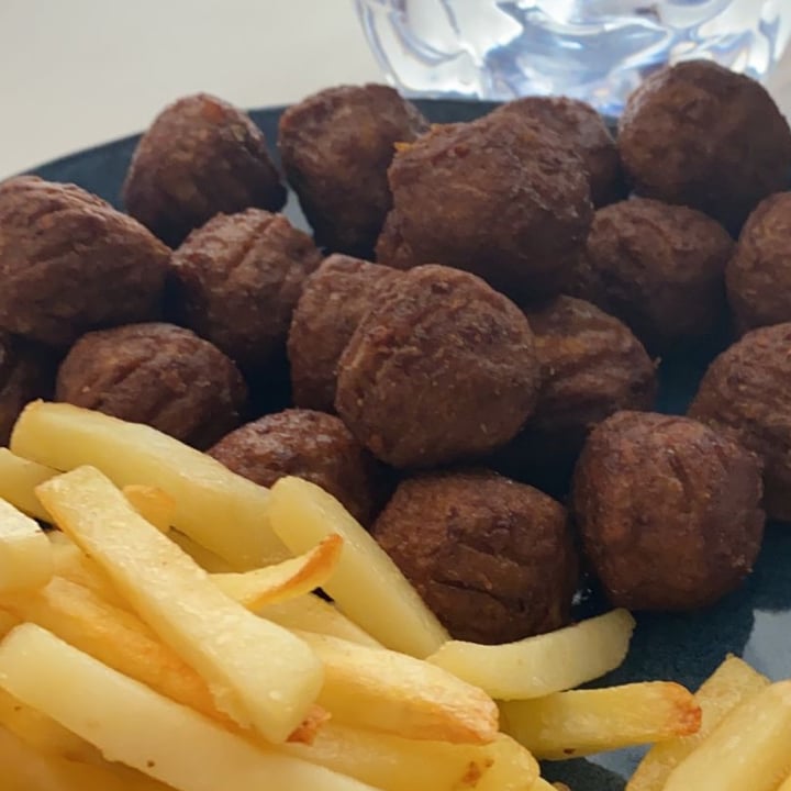 photo of Ikea Huvudroll Plant Balls shared by @noemid on  03 Jun 2021 - review