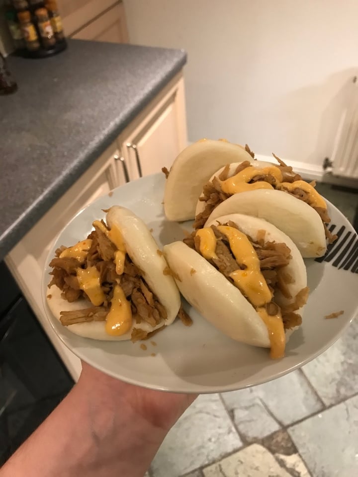 photo of Linda McCartney's Vegetarian Pulled Pork Bao Bun Meal Kit shared by @slothsxskia on  23 Feb 2020 - review