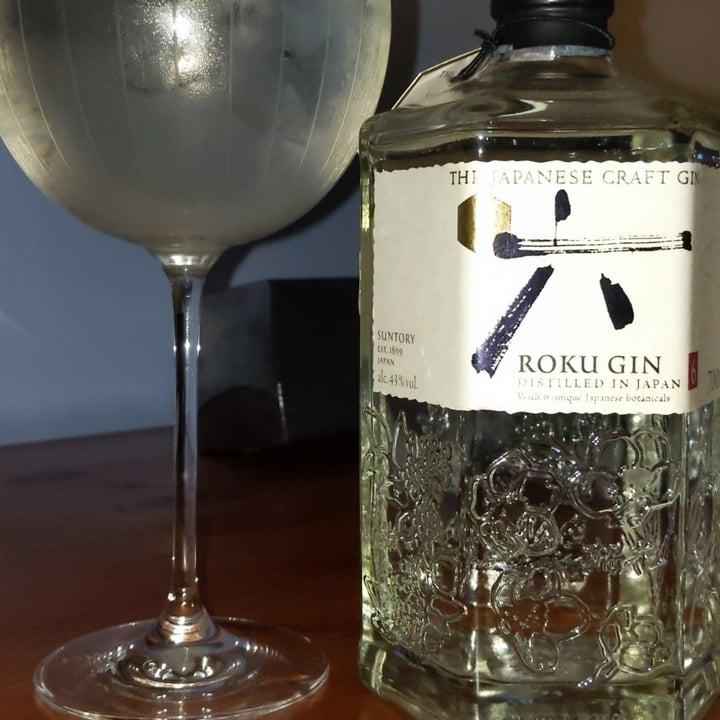 photo of Roku Gin shared by @beccajanebaking on  21 May 2020 - review