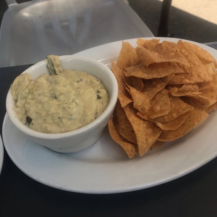 photo of So Radish Spinach Artichoke Dip shared by @mallory17 on  28 Jul 2020 - review