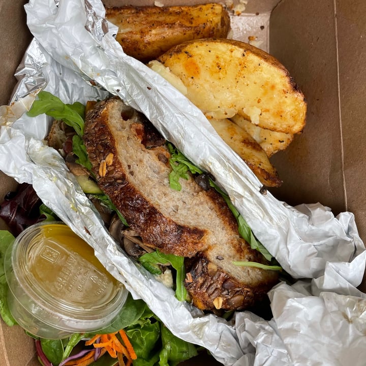 photo of Hello 123 Toasty Tempeh Sandwich shared by @laurjc on  10 Jul 2021 - review