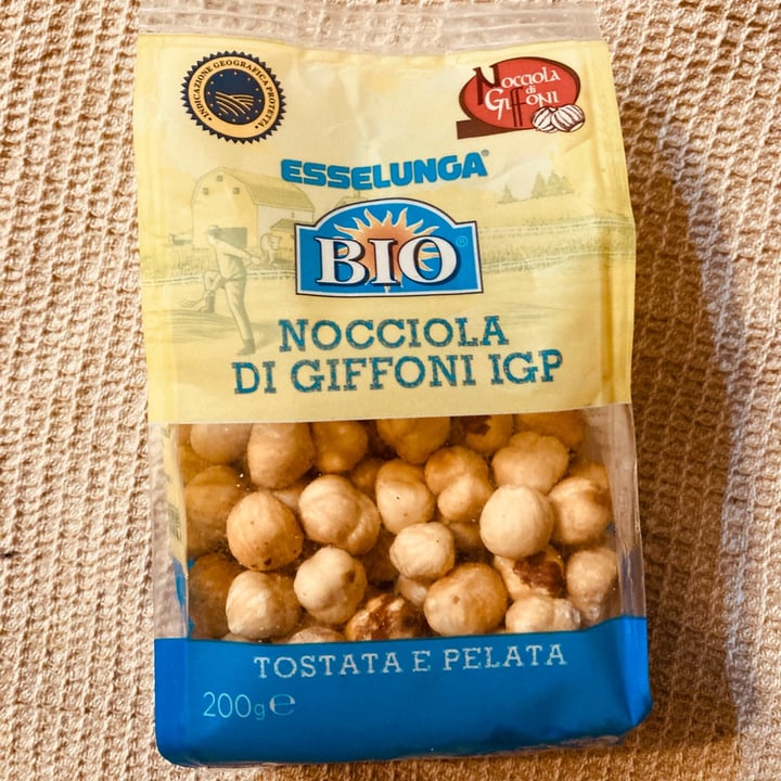 photo of Esselunga Bio Nocciola di Giffoni igp shared by @federicathewitch on  05 Apr 2022 - review