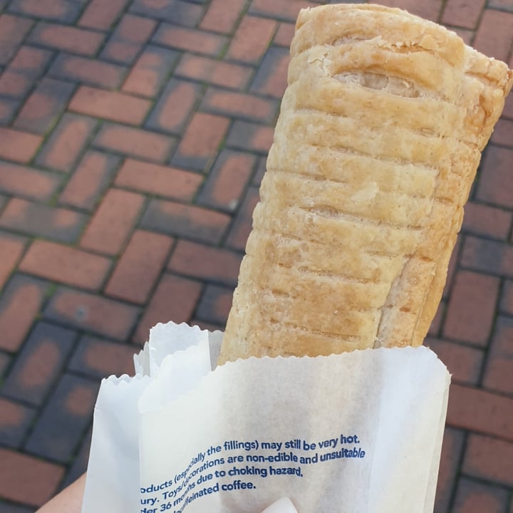 photo of Greggs Vegan Sausage Roll shared by @abigailp on  06 Oct 2020 - review