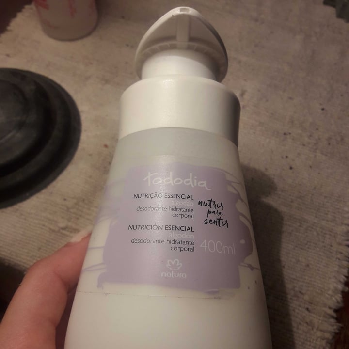 photo of Natura Desodorante hidratante corporal Algodon shared by @camideom on  25 Dec 2020 - review