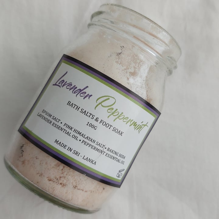 review photo of Ariyaa Lavender Peppermint Bath Salt and Foot Soak shared by @vegandiaries on 17 Mar 2022 - review