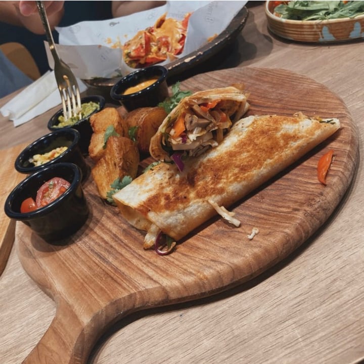 photo of Genius Central Singapore Mexican Vegan Fajitas Wrap shared by @iranahranahrun on  17 May 2021 - review