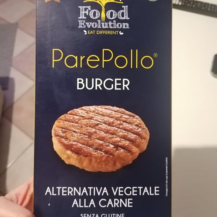 photo of Food Evolution ParePollo Burger shared by @ludovicac on  08 Nov 2022 - review
