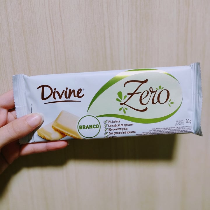 photo of Divine Chocolate Chocolate Branco Zero shared by @lauhss on  05 Feb 2022 - review