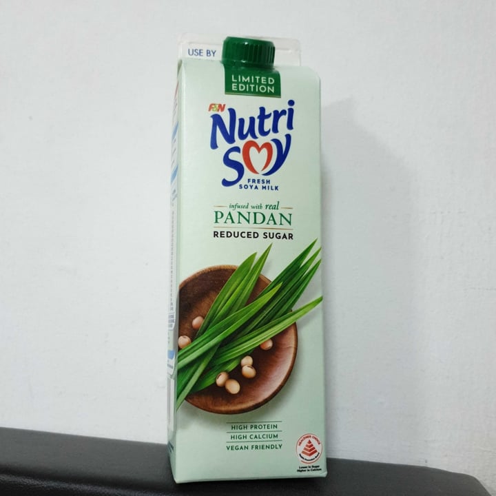 photo of F&N Nutrisoy Pandan Flavoured Soy Milk shared by @chrismemo on  26 Aug 2020 - review