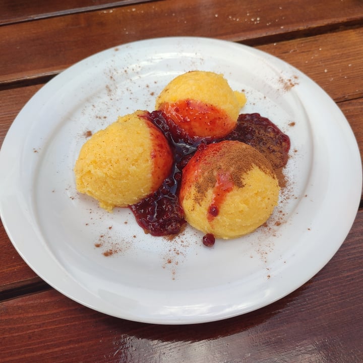 photo of Rifugio Vajolet Polenta con marmellata di mirtilli rossi e cannella shared by @monica86 on  12 Aug 2022 - review