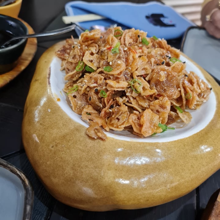 review photo of Yum Yum Cha Select Citywalk Crispy Lotus Stem Salad shared by @monisha15 on 11 Mar 2021 - review