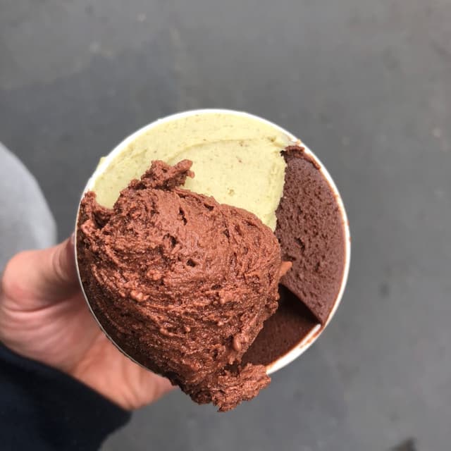 Photo of the dish “Gelato pistacchio gianduia e cacao”