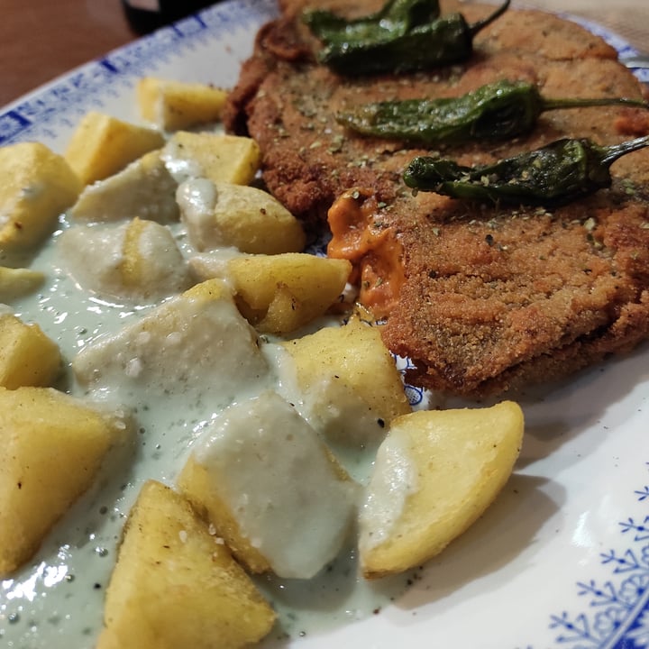 photo of Mostaza Y Media Cachopo De Seitan Relleno shared by @perezzamedais on  07 Sep 2021 - review