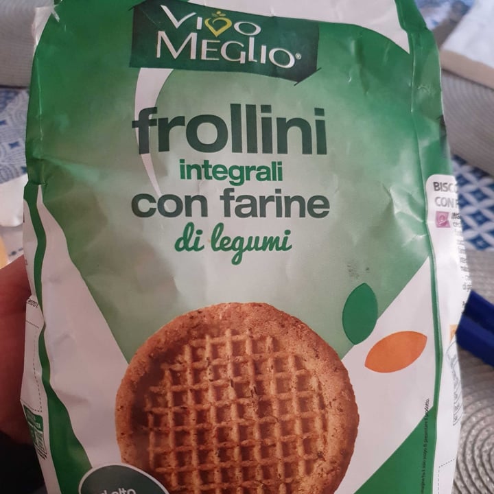 photo of Vivo Meglio Frollini integrali con farine di Legumi shared by @elenabono on  28 Mar 2022 - review