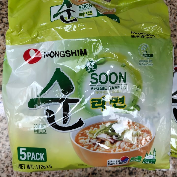 photo of NONGSHIM (농심) SOON VEGGIE RAMYUN NOODLE SOUP shared by @stevenneoh on  21 Aug 2020 - review