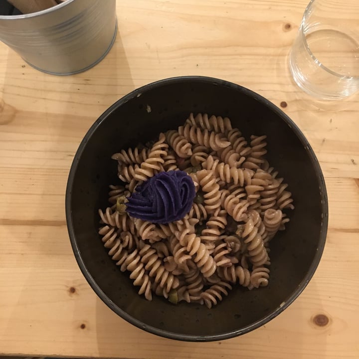 photo of ...IDEM CON PATATE Fusilli Con Ctema Di Cavolo Nero E Pancetta Vegana shared by @fraaaa on  30 Oct 2022 - review