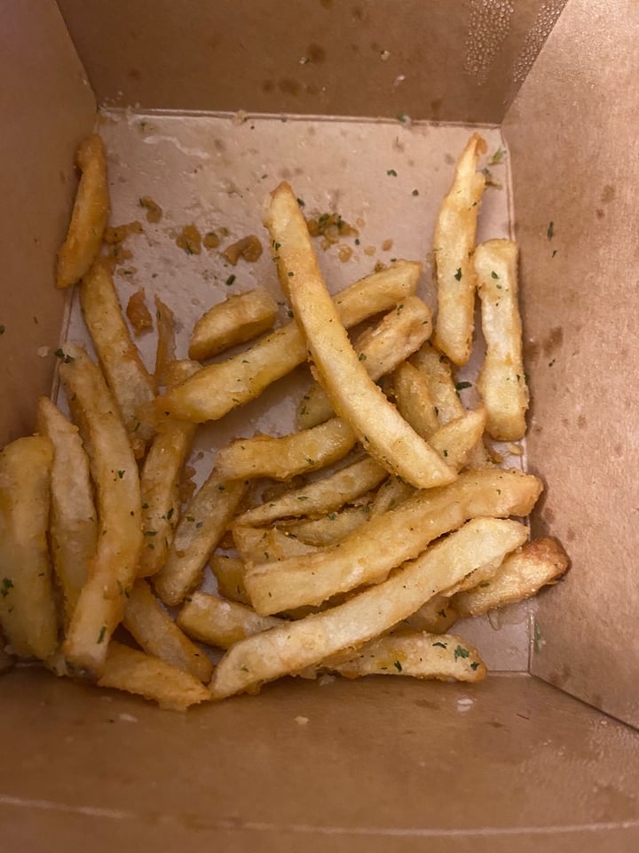 photo of Refocused Vegan Vegan Parmasen Truffle Fries shared by @sydpro on  17 Jan 2020 - review