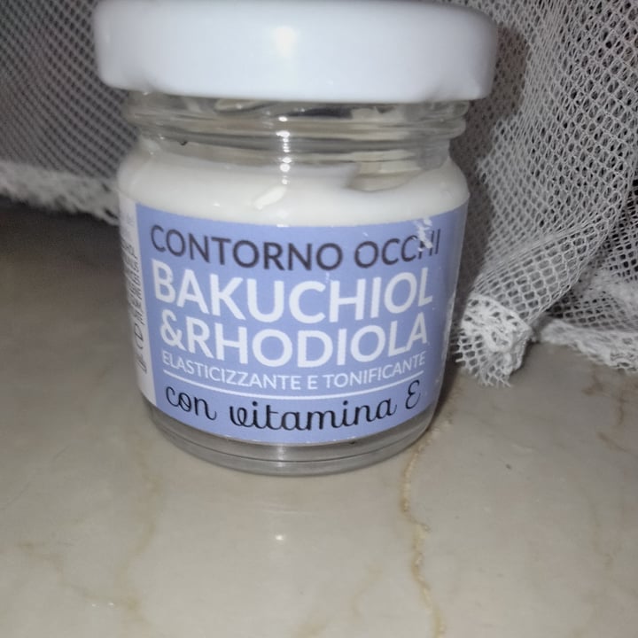review photo of Negozio Leggero Contorno Occhi shared by @chiara11 on 29 Mar 2022 - review
