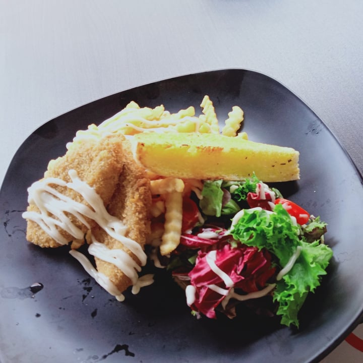 photo of Makan Vegan Geylang Fish and chips shared by @veganspicegirl on  05 Mar 2022 - review