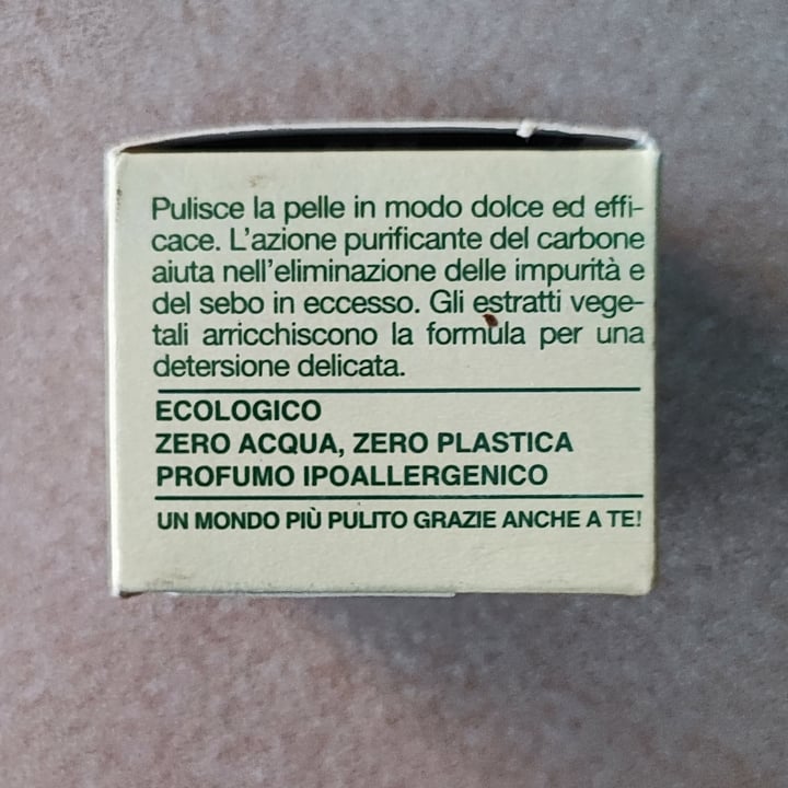 photo of PhBioGreen Detergente viso shared by @2veganinvan on  24 Aug 2022 - review