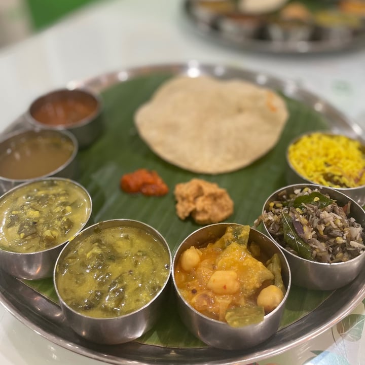 photo of Greenleaf Cafe Pte Ltd South Indian thali shared by @laureguilbaud on  18 Jan 2021 - review