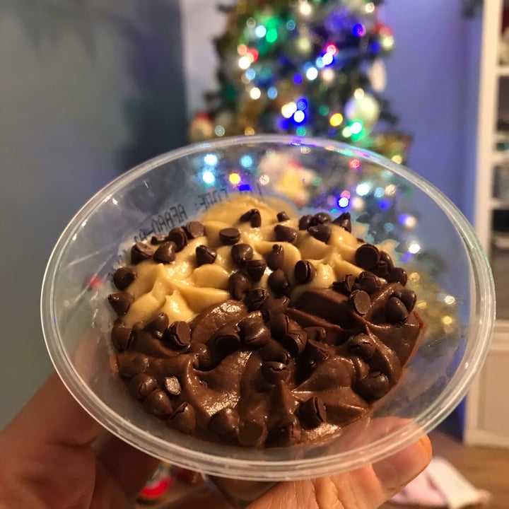 photo of Wicked Chocolate & Salted Caramel Sundae shared by @vegansuttonmama on  01 Dec 2020 - review