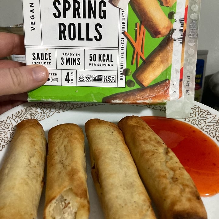 photo of Lucky Foods Spring Rolls shared by @veganpantrydotcom on  29 Sep 2022 - review