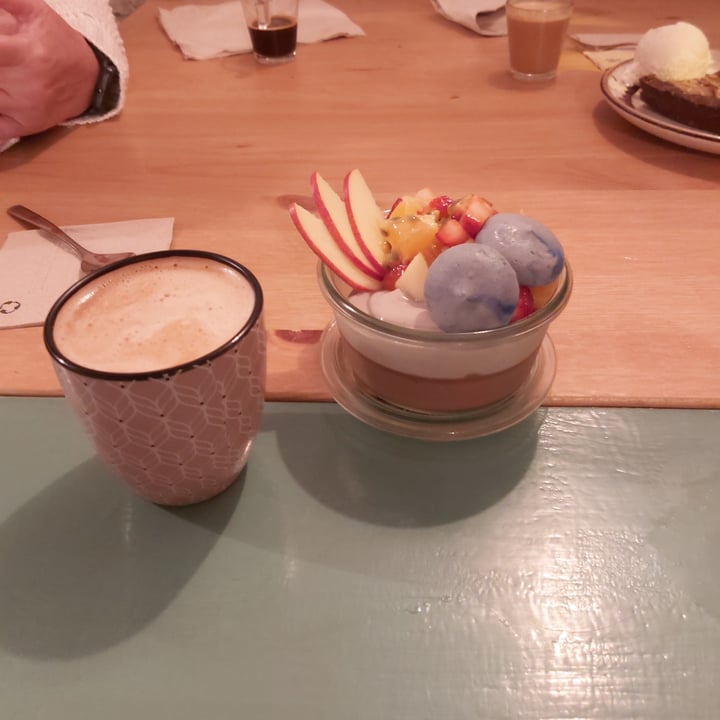 photo of MIMO Vegan Bistro Mousse MIMO shared by @irenesc on  26 Apr 2021 - review