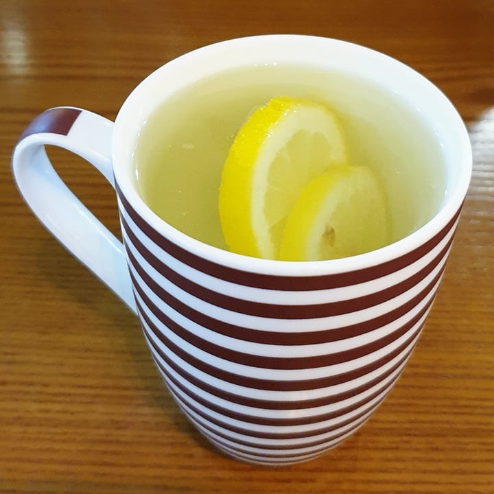 photo of nomVnom Bistro Hot Lime Water shared by @suchisg on  21 Mar 2022 - review