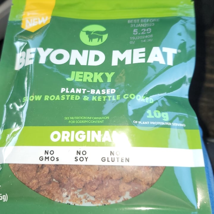 photo of Beyond Meat Jerky Original shared by @glitteredweb on  09 Jun 2022 - review